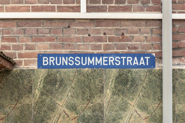 View photo 3 of Brunssummerstraat 61