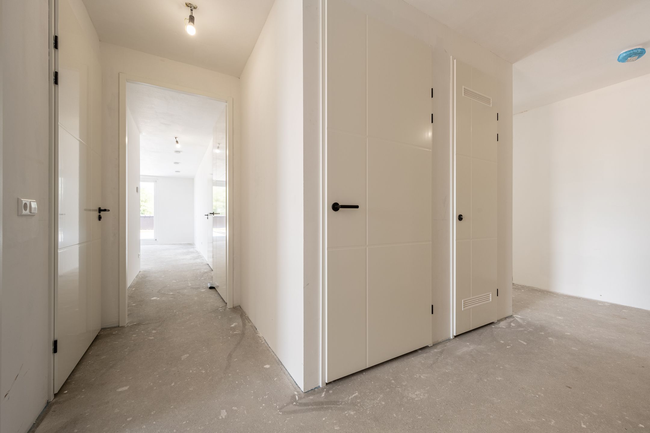 Photo 12 of Pieter van de Wallstraat 43