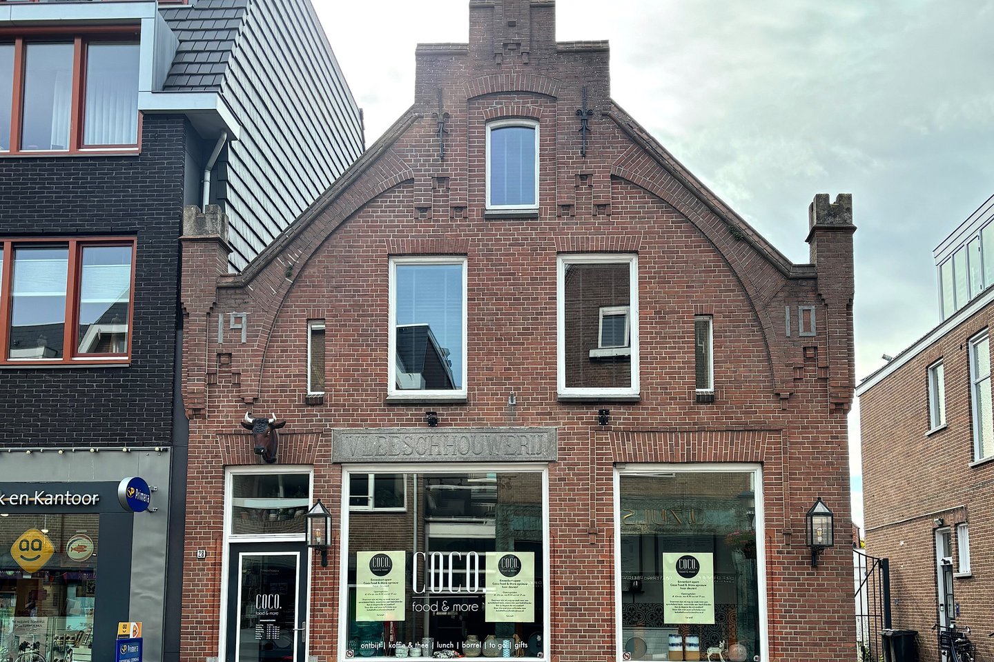 Bekijk foto 1 van Raadhuisstraat 28