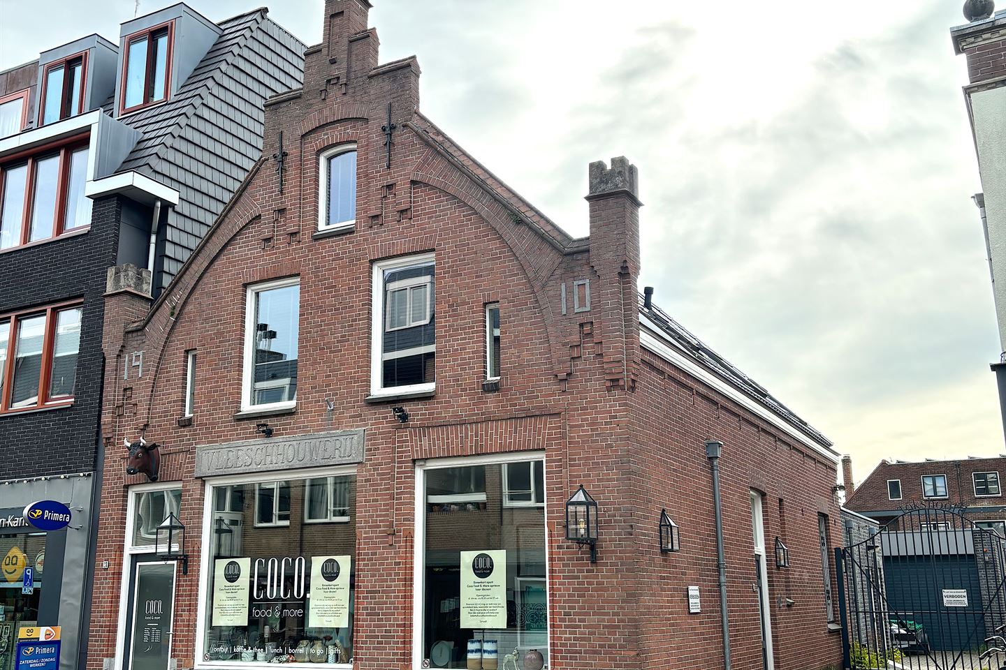 Bekijk foto 2 van Raadhuisstraat 28