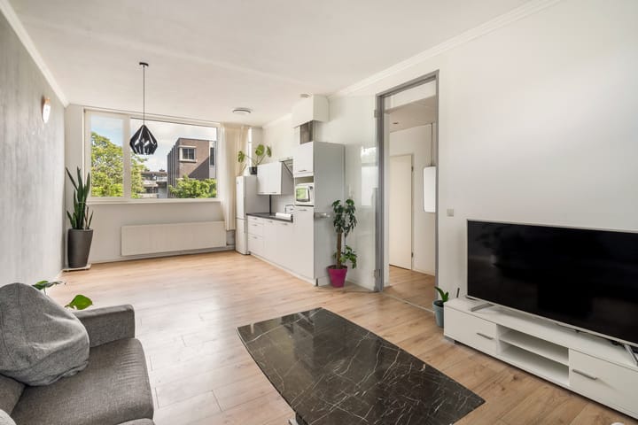 Photo 2 of Van Meekerenstraat 168