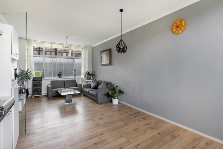 Photo 6 of Van Meekerenstraat 168