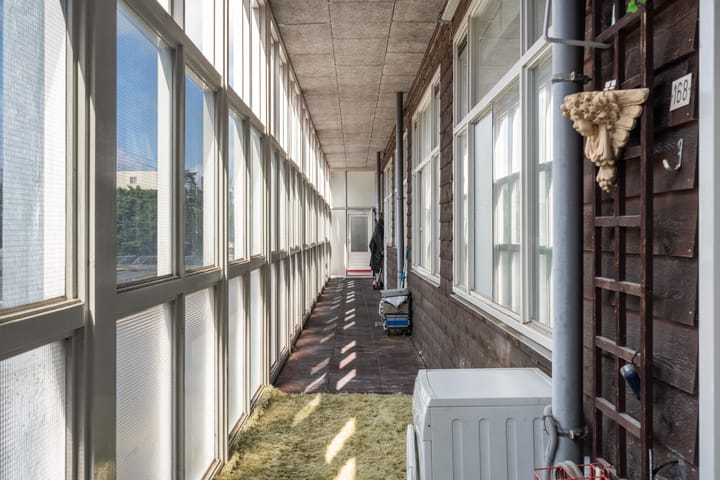 Photo 14 of Van Meekerenstraat 168