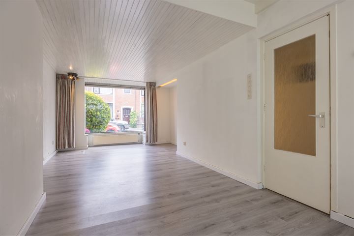 Bekijk foto 10 van Wormerveerstraat 221