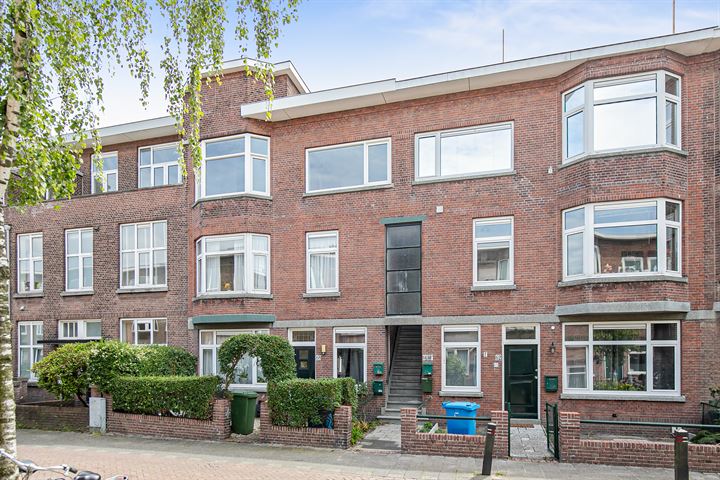 Bekijk foto 1 van van Naeltwijckstraat 66