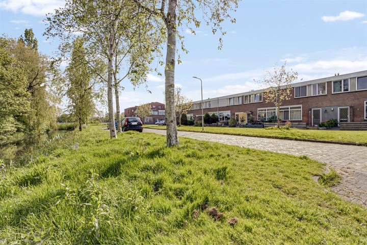 Bekijk foto 21 van Pieter Sikkesstraat 52