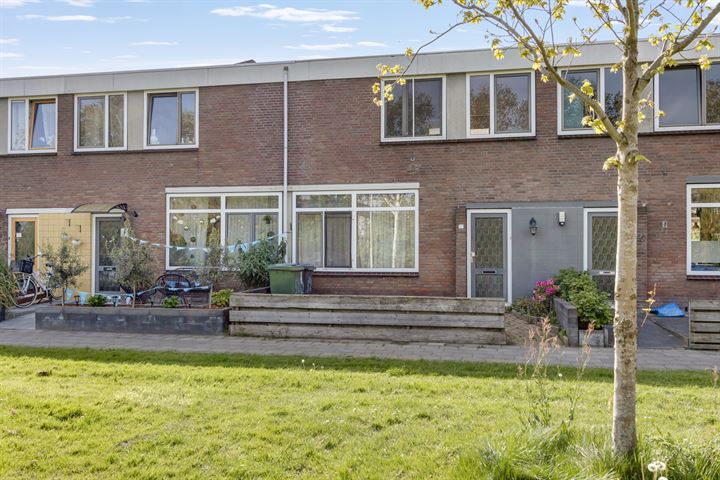 Bekijk foto 28 van Pieter Sikkesstraat 52