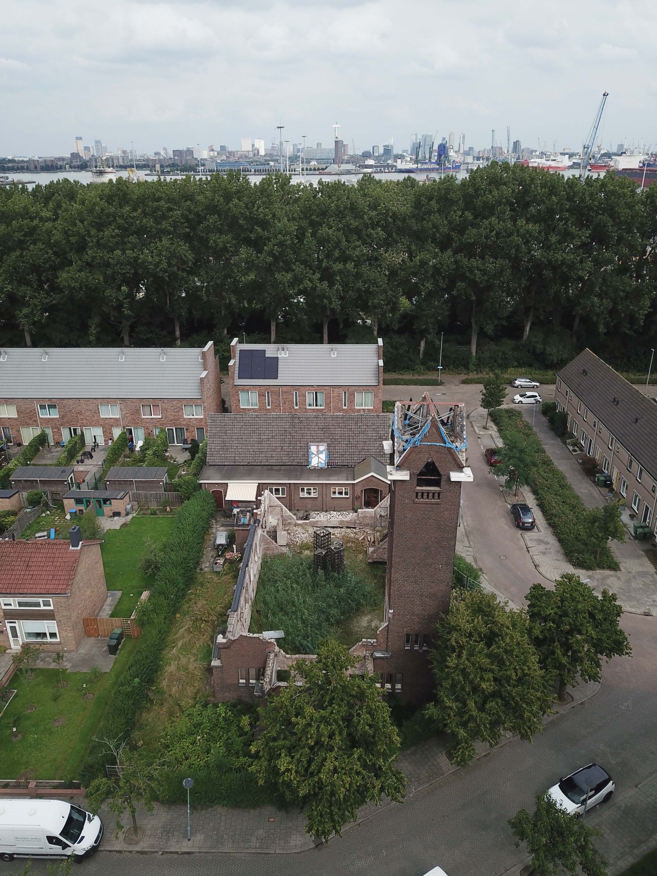 Foto 9 van Eengezinswoning met toren - JUUL - D