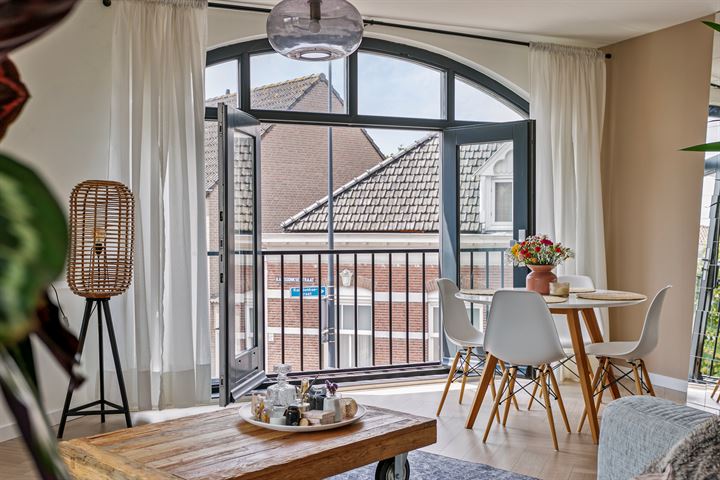 View photo 11 of Hoogstraat 27-A