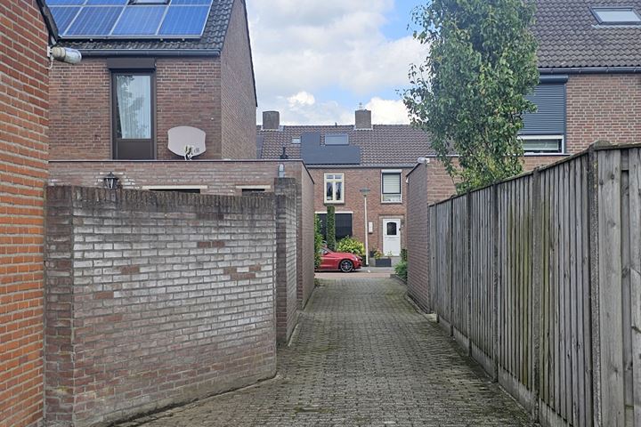 Bekijk foto 43 van Utrechtstraat 34