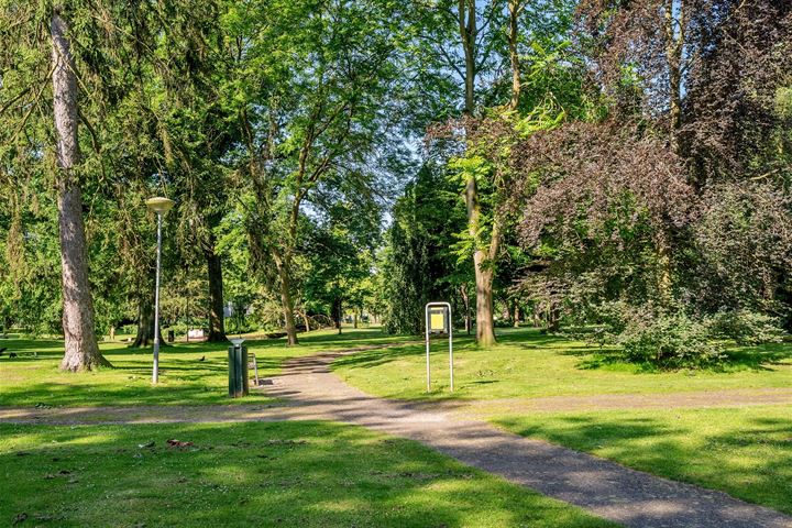 Bekijk foto 37 van Craneveldstraat 101