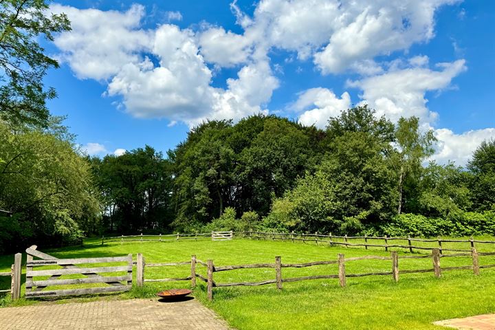 Bekijk foto 40 van Brugveenseweg 33