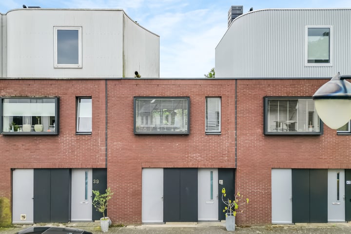 Bekijk foto 2 van Aardmansberg 41