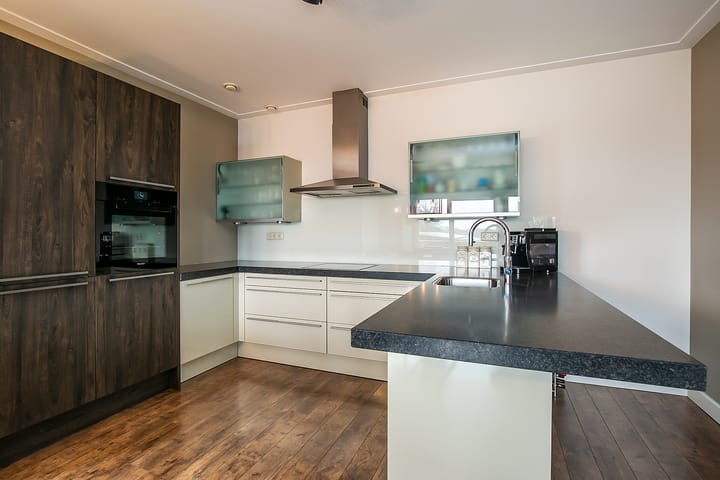 Foto 19 van De Werf 42