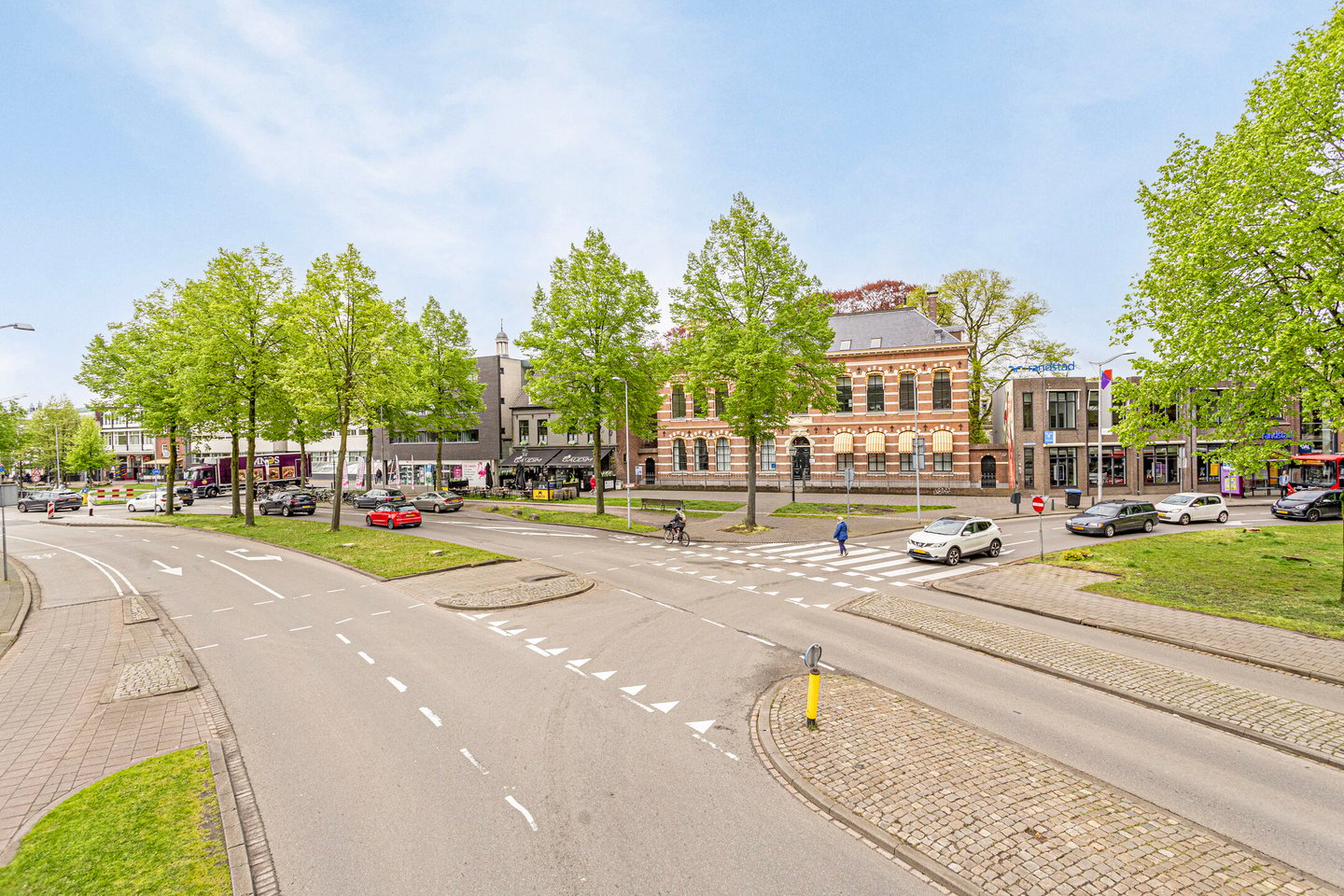 Bekijk foto 4 van Kloosterplein 6