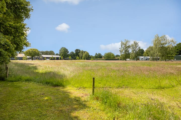 Foto 9 van Rodeschuurderwegje