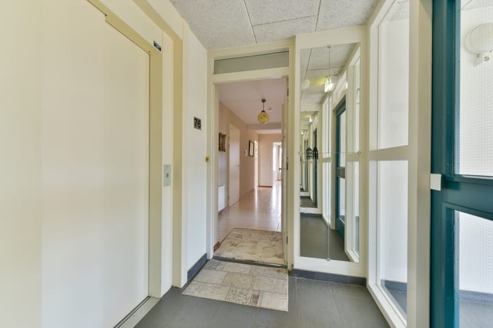 Foto 9 van Nelson Mandelalaan 76