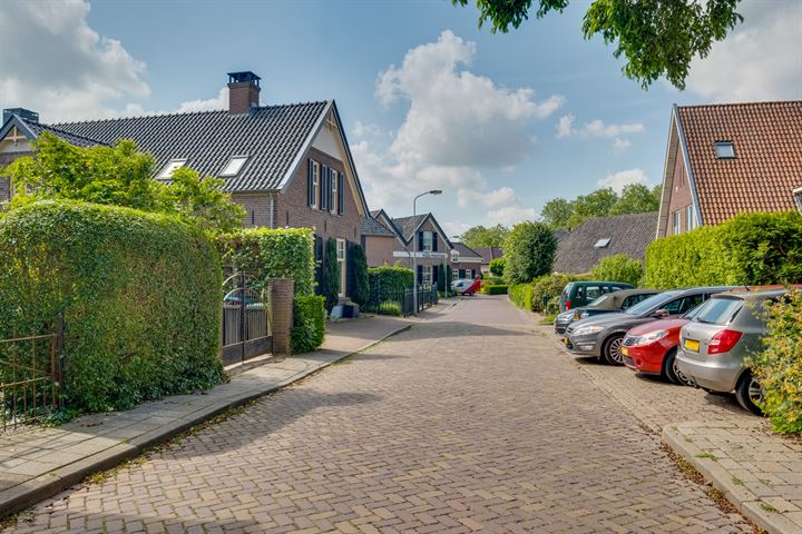 Bekijk foto 35 van Noorderstraat 49