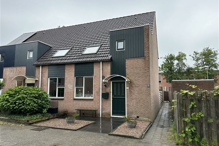 Bekijk foto 1 van Locomobielstraat 35