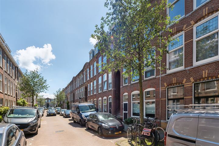 Bekijk foto 34 van Anton de Haenstraat 64