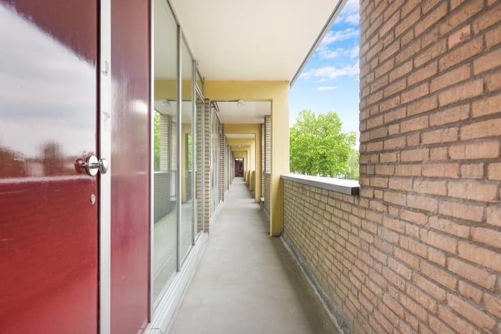 View photo 6 of Kard. de Jongstraat 7-B