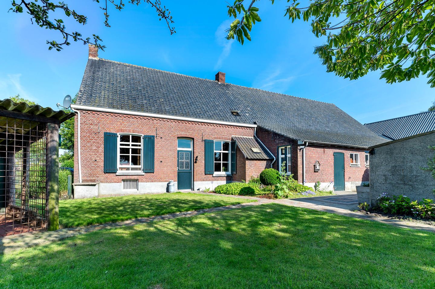 Foto 1 van Weg naar Wouw 32