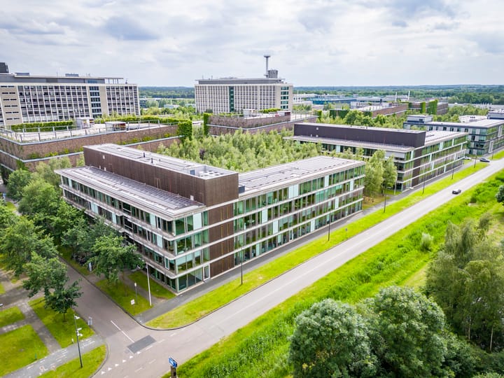 High Tech Campus 32