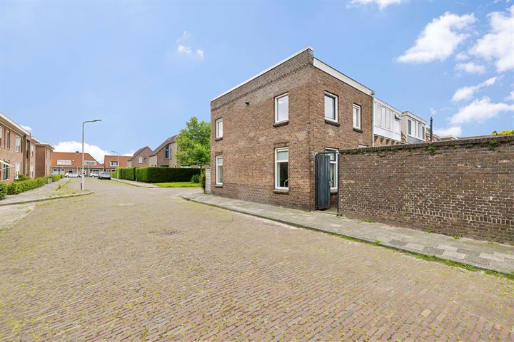 Bekijk foto 25 van Willem Frederikstraat 23