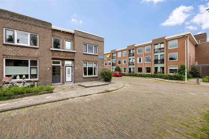 Bekijk foto 36 van Willem Frederikstraat 23