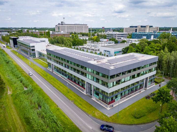 High Tech Campus 25