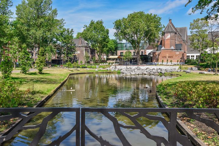 Bekijk foto 32 van Ruyschstraat 96-H