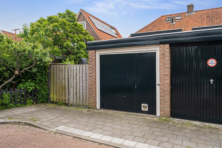 Bekijk foto 37 van Dr. Jan Mulderstraat 7