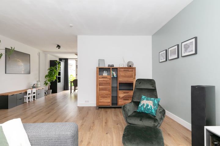 Bekijk foto 3 van Verdistraat 35