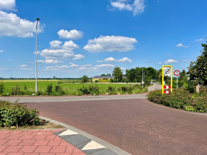 Photo 31 of Eltenseweg 2