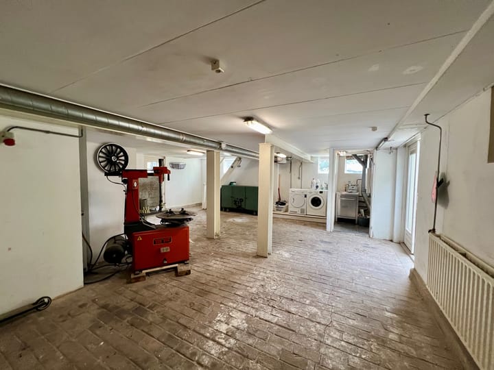 Photo 25 of Eltenseweg 2