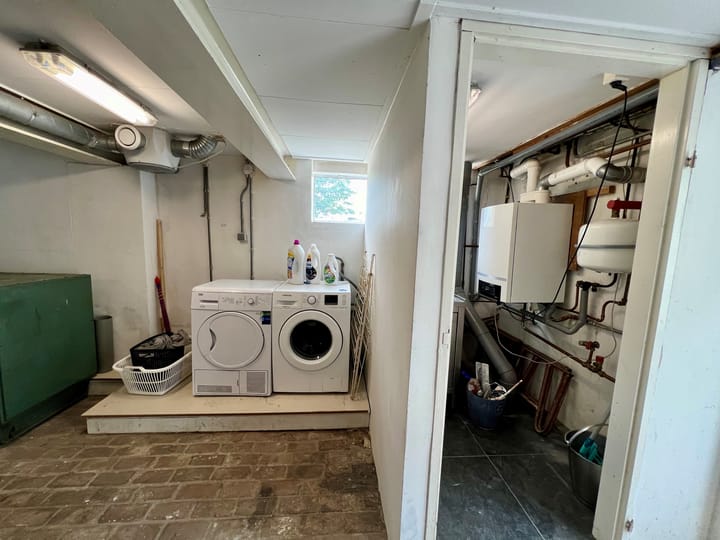 Photo 26 of Eltenseweg 2