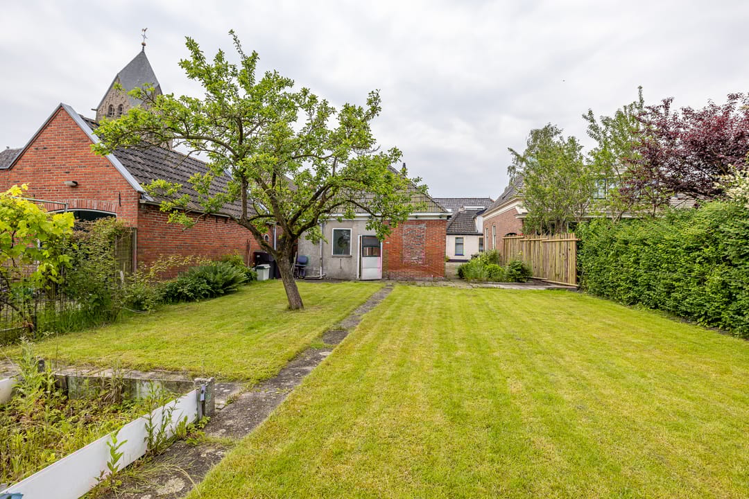 Photo 7 of Plantsoenstraat 26