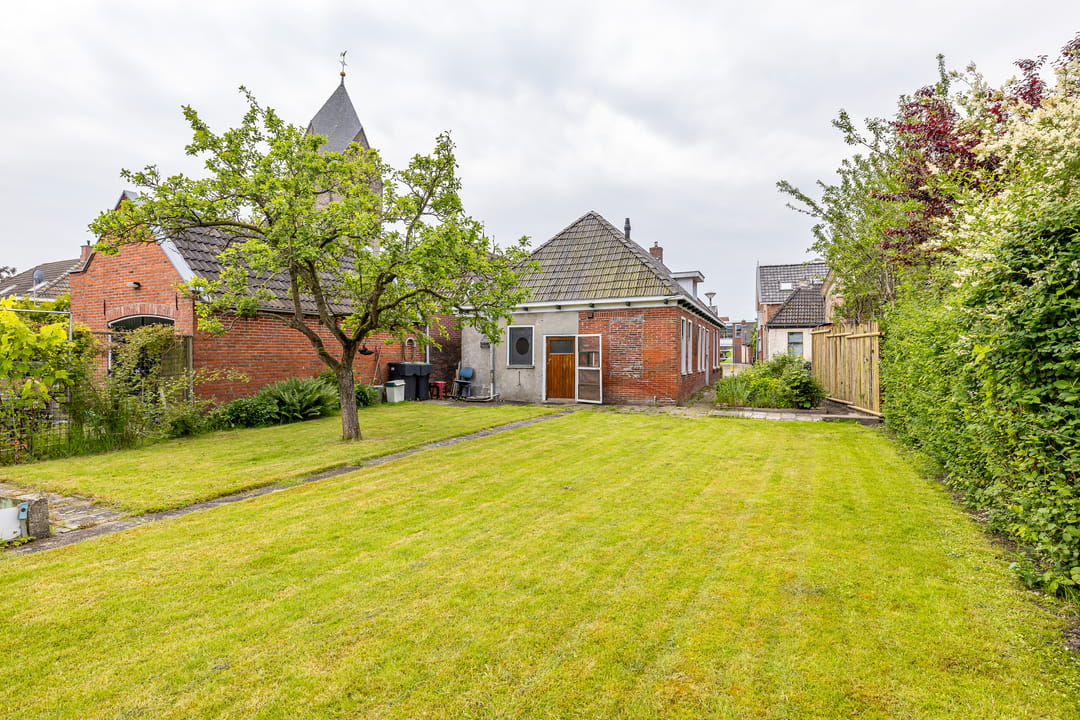 Photo 8 of Plantsoenstraat 26