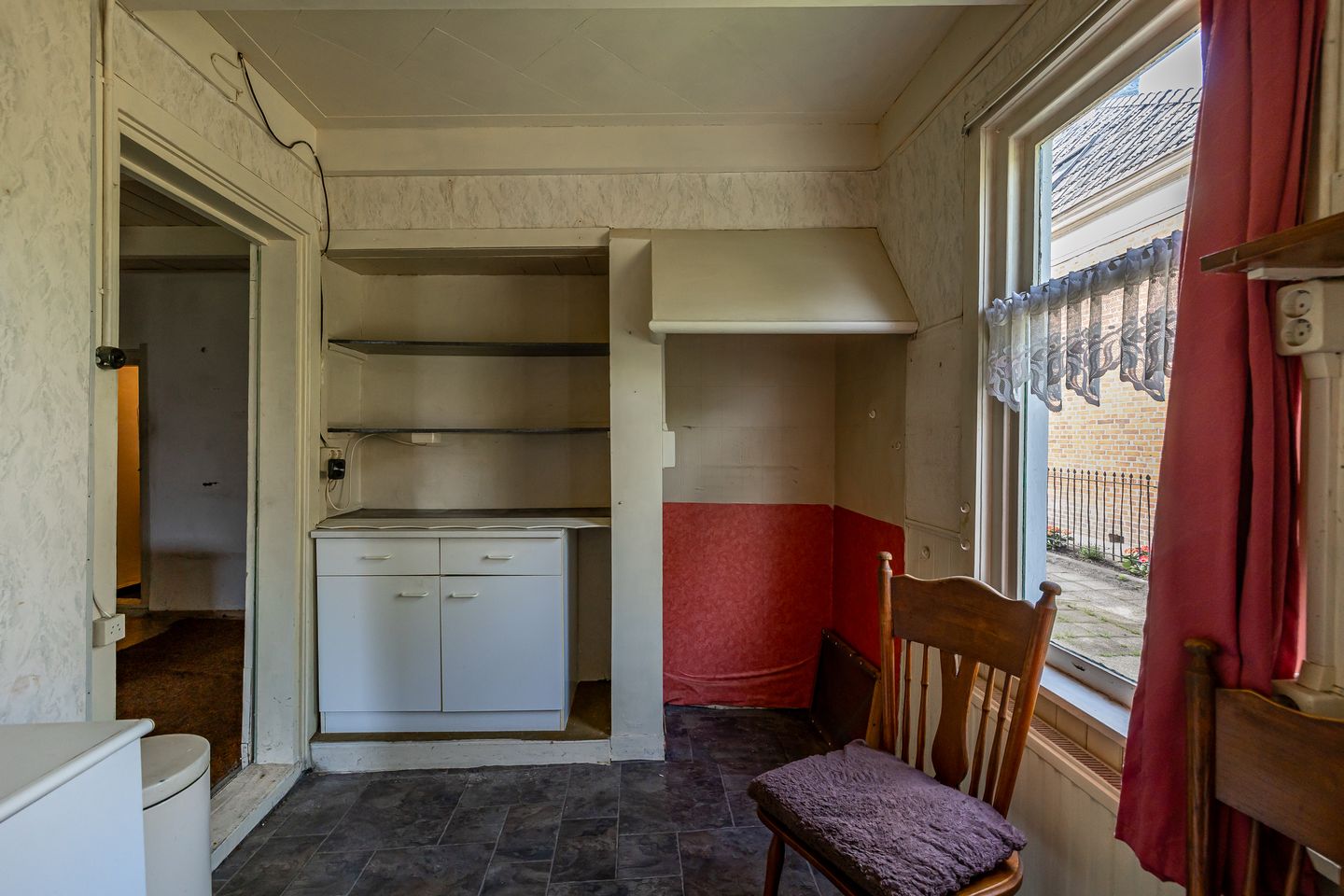 Photo 19 of Plantsoenstraat 26