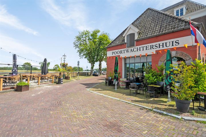 Bekijk foto 35 van Markt 16-A