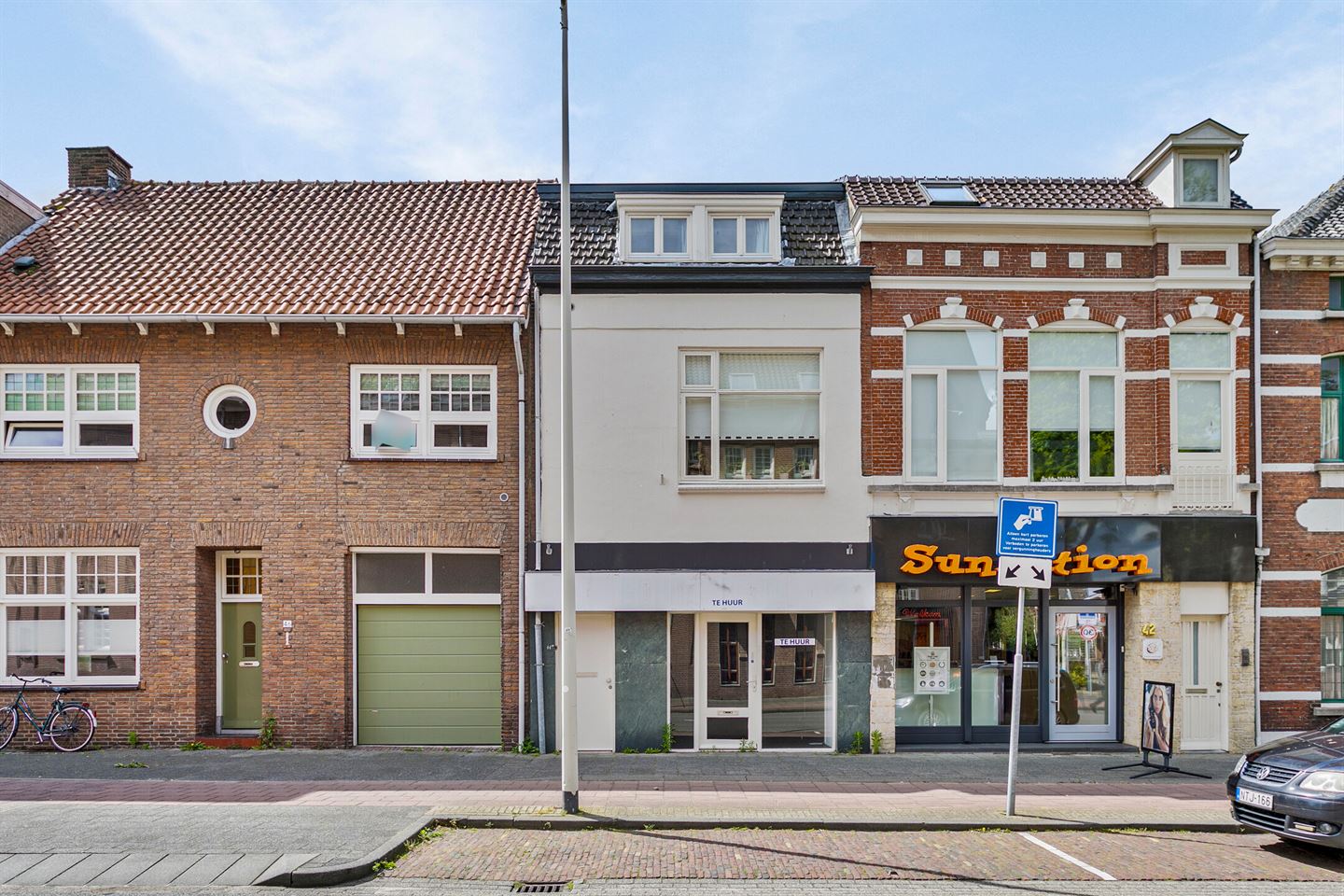 View photo 1 of Wassenaarstraat 44