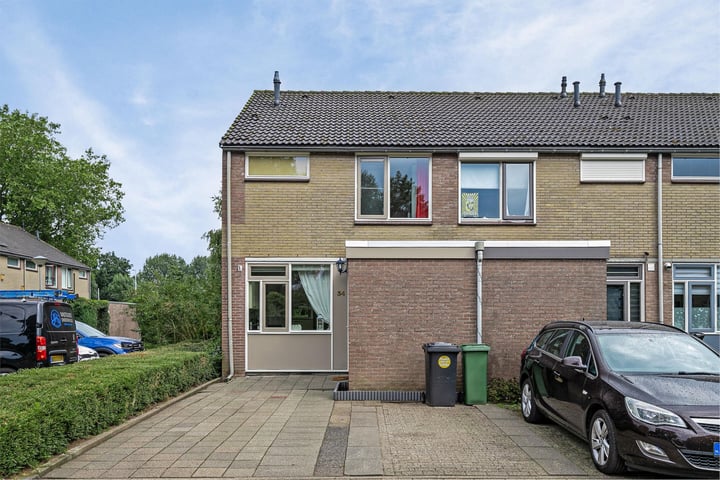 View photo 2 of Oudenboschstraat 34