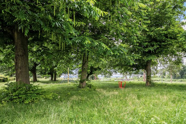 Bekijk foto 39 van Lotusbloemweg 121