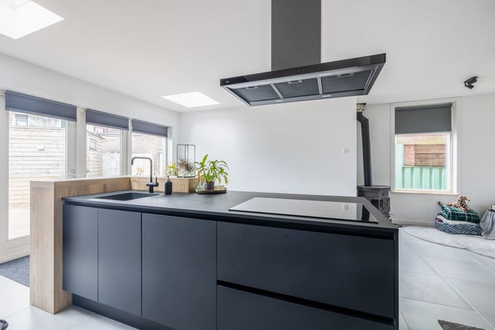 Photo 12 of Beneden Molendijk 30