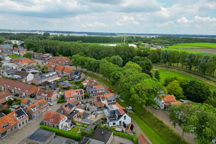 Bekijk foto 35 van Beneden Molendijk 30