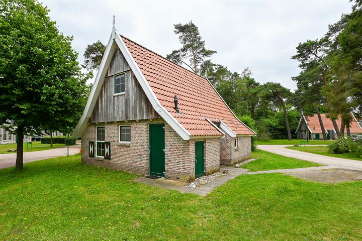 Bekijk foto 3 van Tunnelweg 7-F068