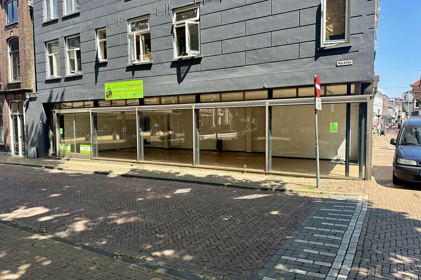 Bekijk foto 2 van Westwagenstraat 52