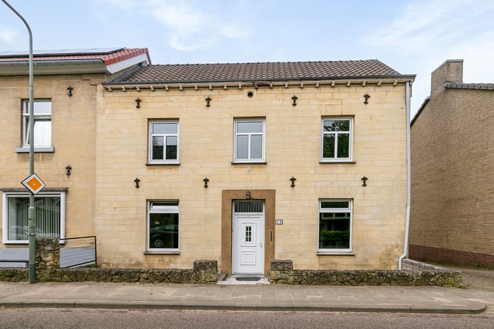 Photo 1 of Sint Gerlachstraat 14