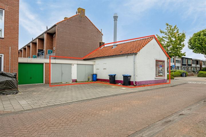 Bekijk foto 2 van Jasmijnstraat 31