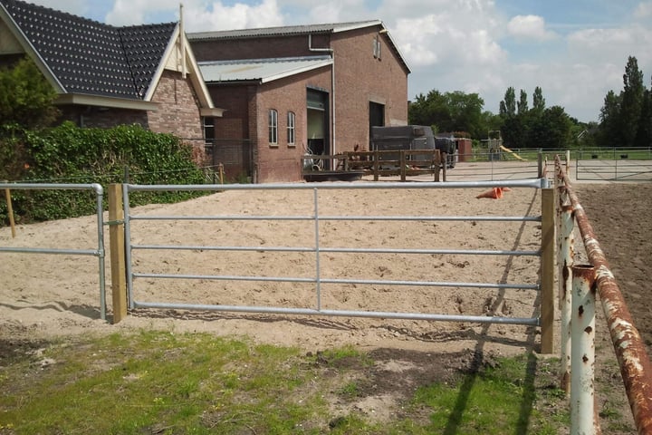 View photo 11 of Hoofdweg 88